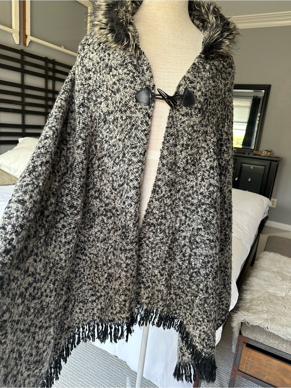BCBGMaxAzria Faux Fur Trim Toggle Poncho OSFA